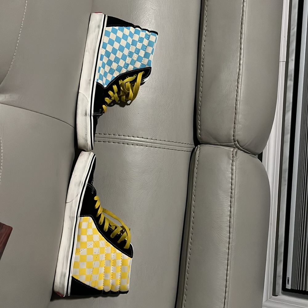 Customer Bert Simpson vans - Picture 3 of 5